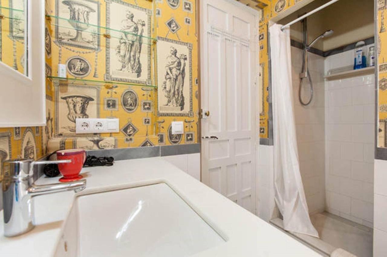 Apartamentos Rg Arenal Sevilla Værelse billede