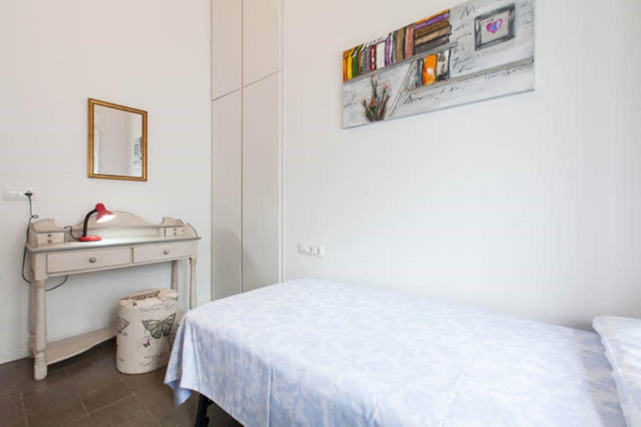 Apartamentos Rg Arenal Sevilla Værelse billede