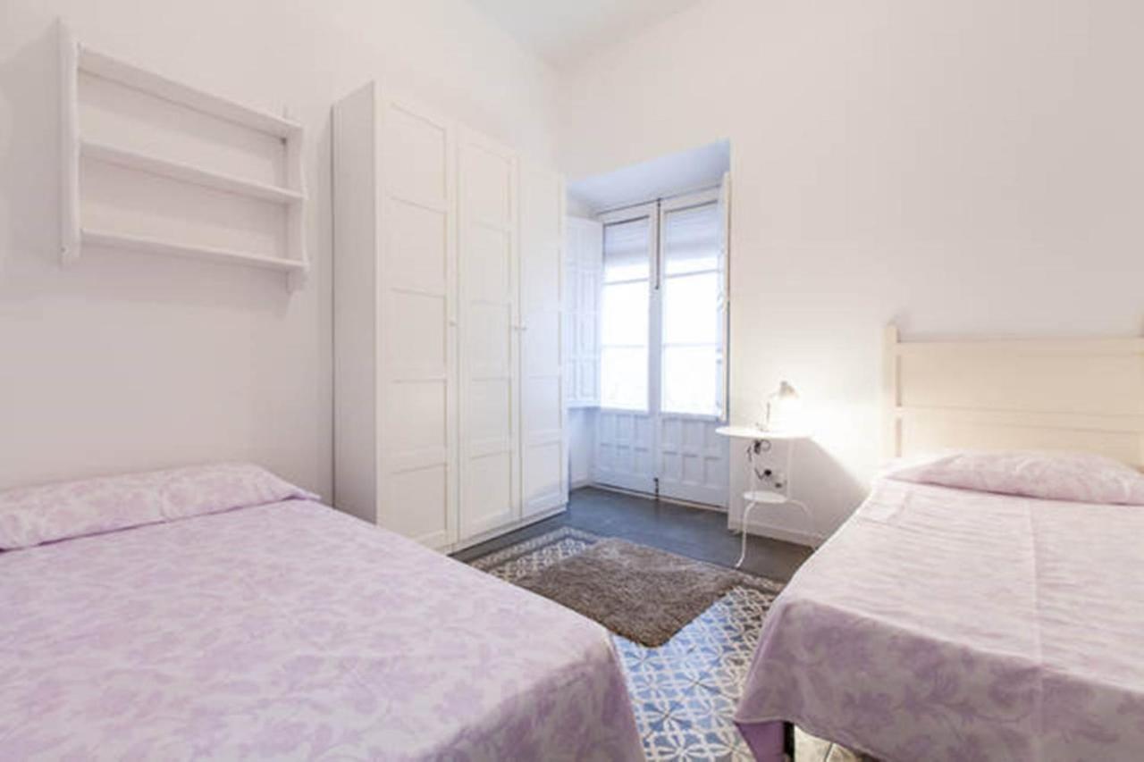 Apartamentos Rg Arenal Sevilla Værelse billede